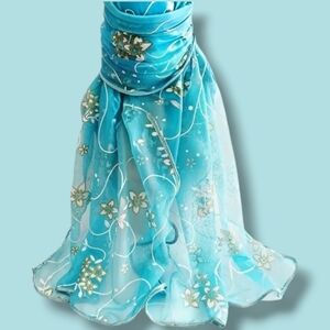 🩴 Gorgeous Aqua Blue Floral Scarf With Metallic Silver Shimmer On The Flowers